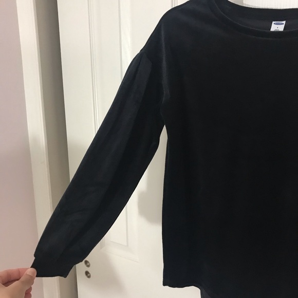 Old navy velour top - Picture 4 of 8